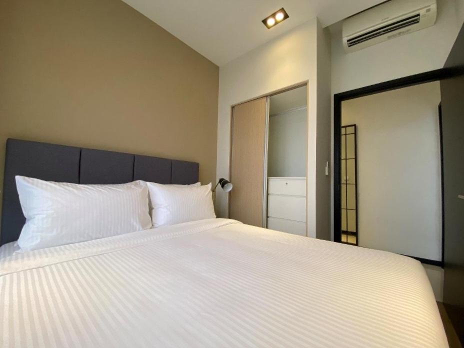 Momentus Serviced Residences Novena シンガポール エクステリア 写真
