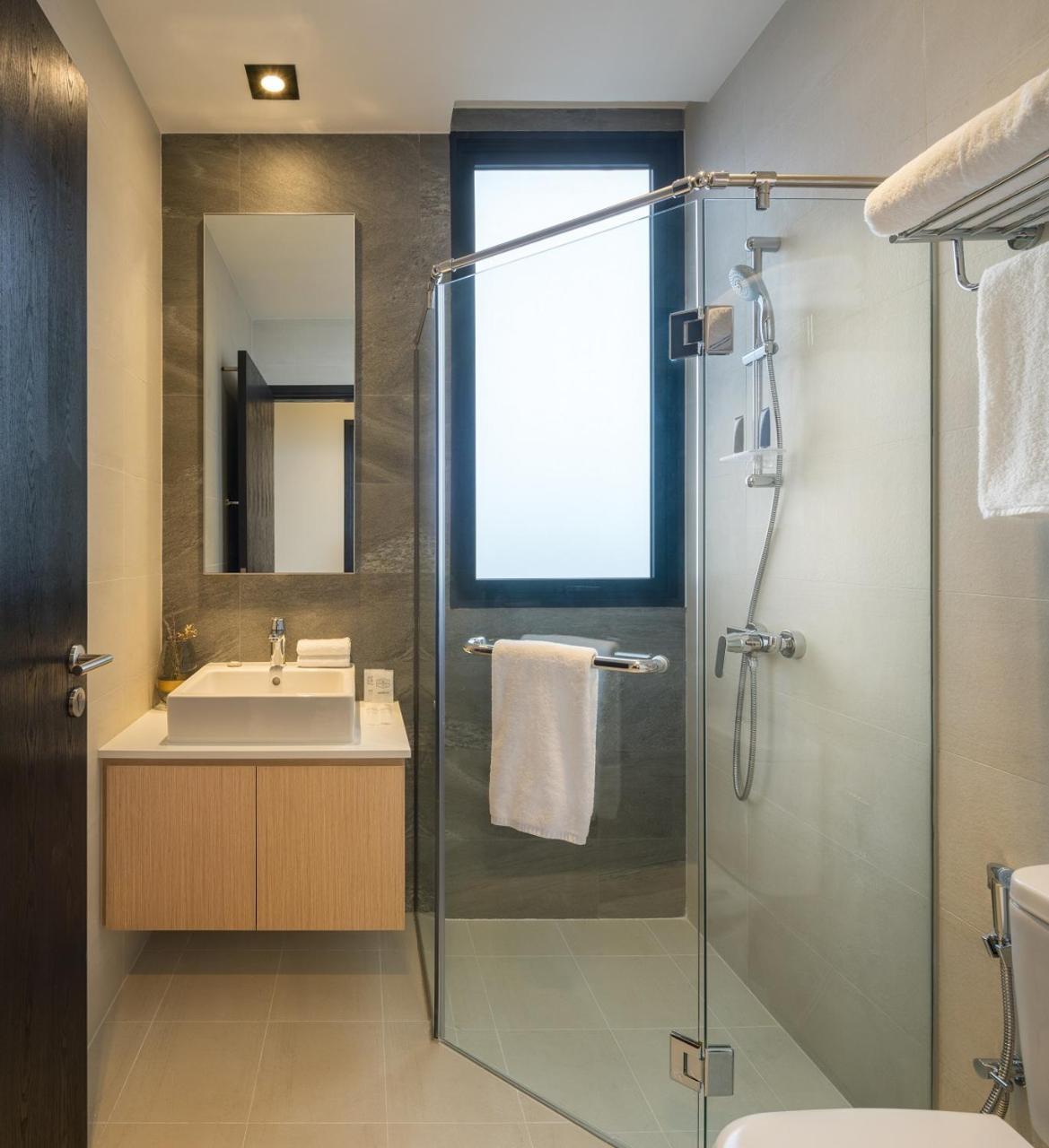 Momentus Serviced Residences Novena シンガポール エクステリア 写真